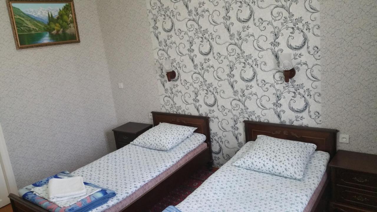 Gulnara Guesthouse Taszkent Zewnętrze zdjęcie